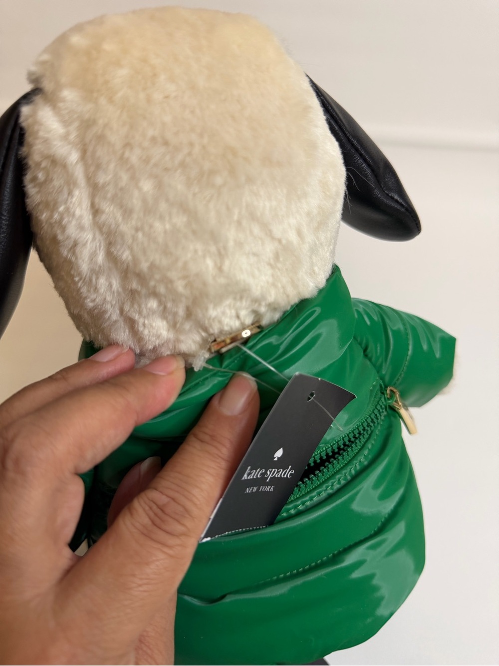 Kate Spade Peanuts X KSNY Snoopy 3D Dog Crossbody - Picture 10 of 14